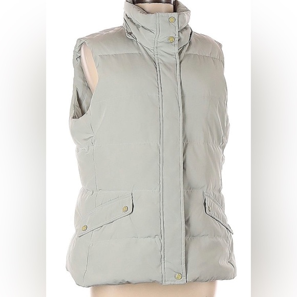 Talbots Puffer Vest Size Medium - Picture 9 of 10